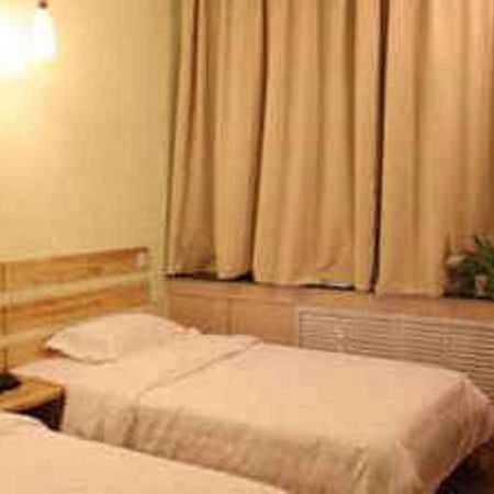 Super 8 Hotel Binzhou Bo Hai Guo Ji Exterior photo
